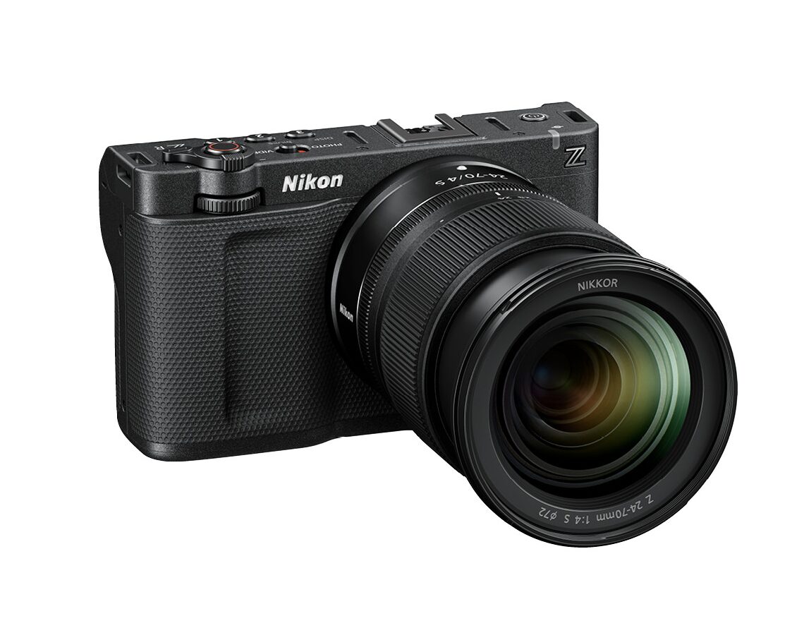 Nikon ZR について検討:野鳥撮影に使えるか?